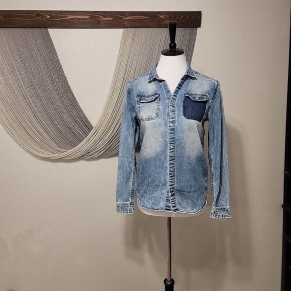H&M Denim Chambray Button Up Shirt Sz 12-13 - Picture 1 of 3